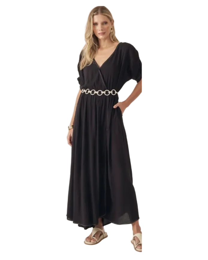 Vestido Feminino Midi Preto Santíssima